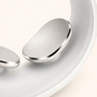 Detalle de las almohadillas curvas de electrodos de NuvoRelax